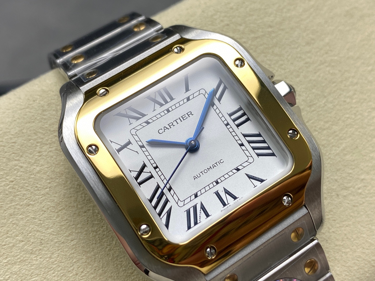 Cartier Focus on big factory goods