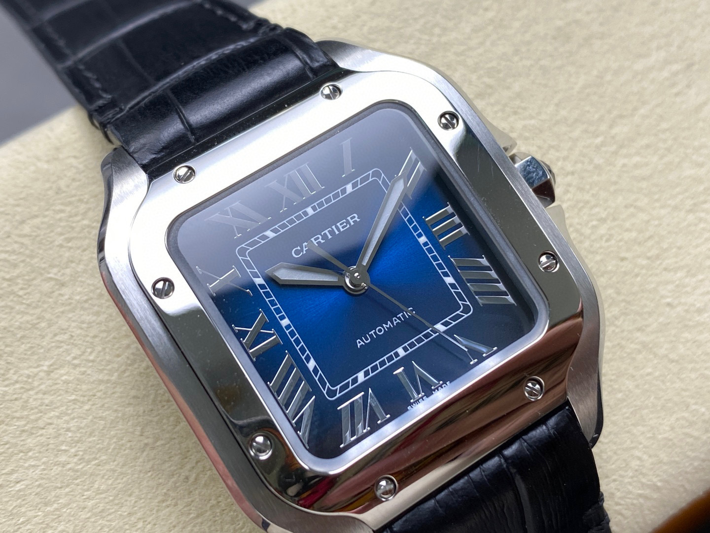 Cartier Focus on big factory goods