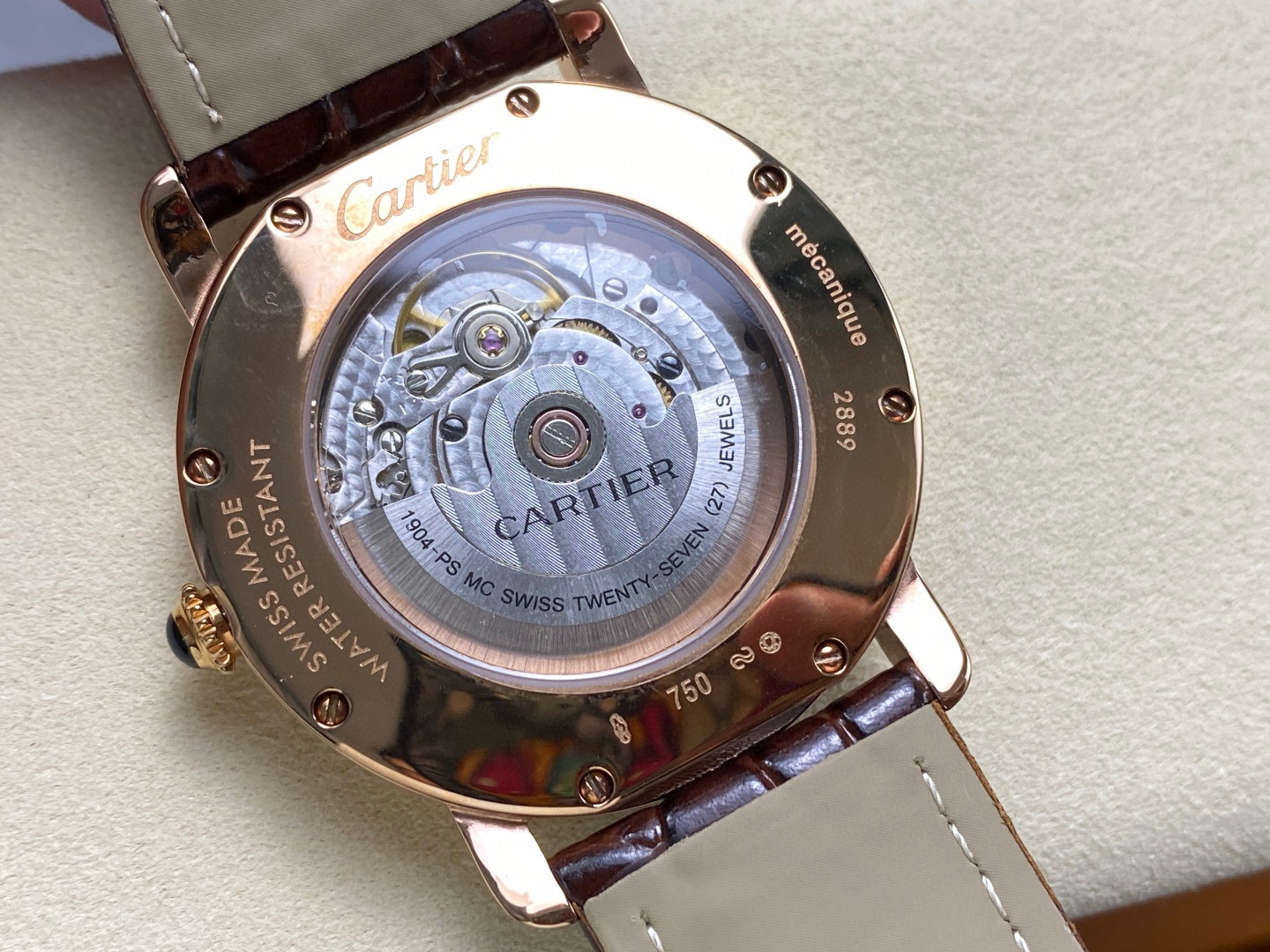 Cartier Focus on big factory goods