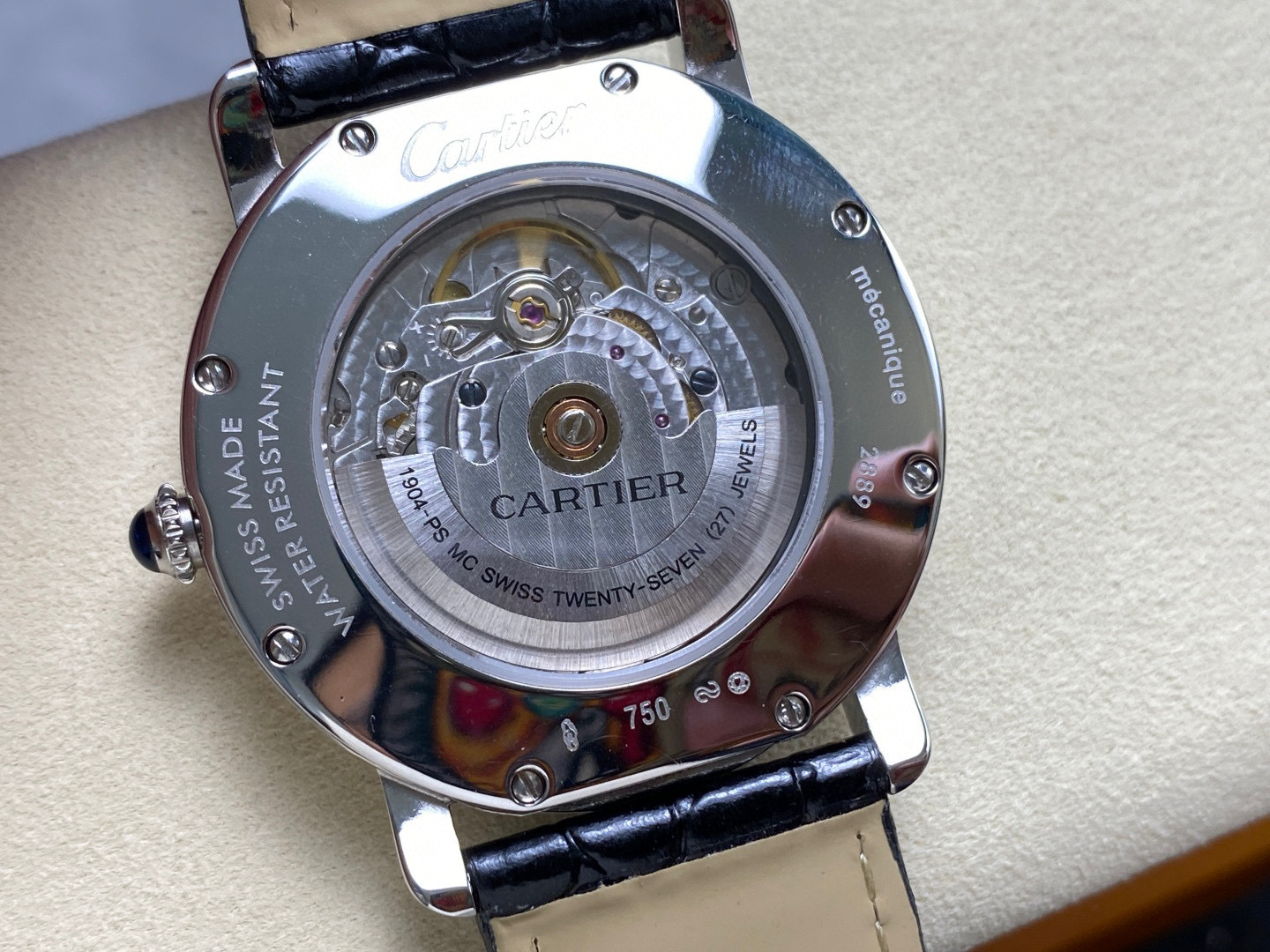 Cartier Focus on big factory goods