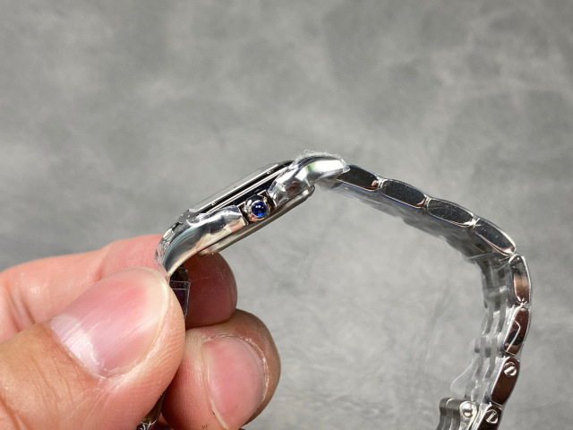 Cartier Focus on big factory goods