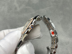Cartier Focus on big factory goods