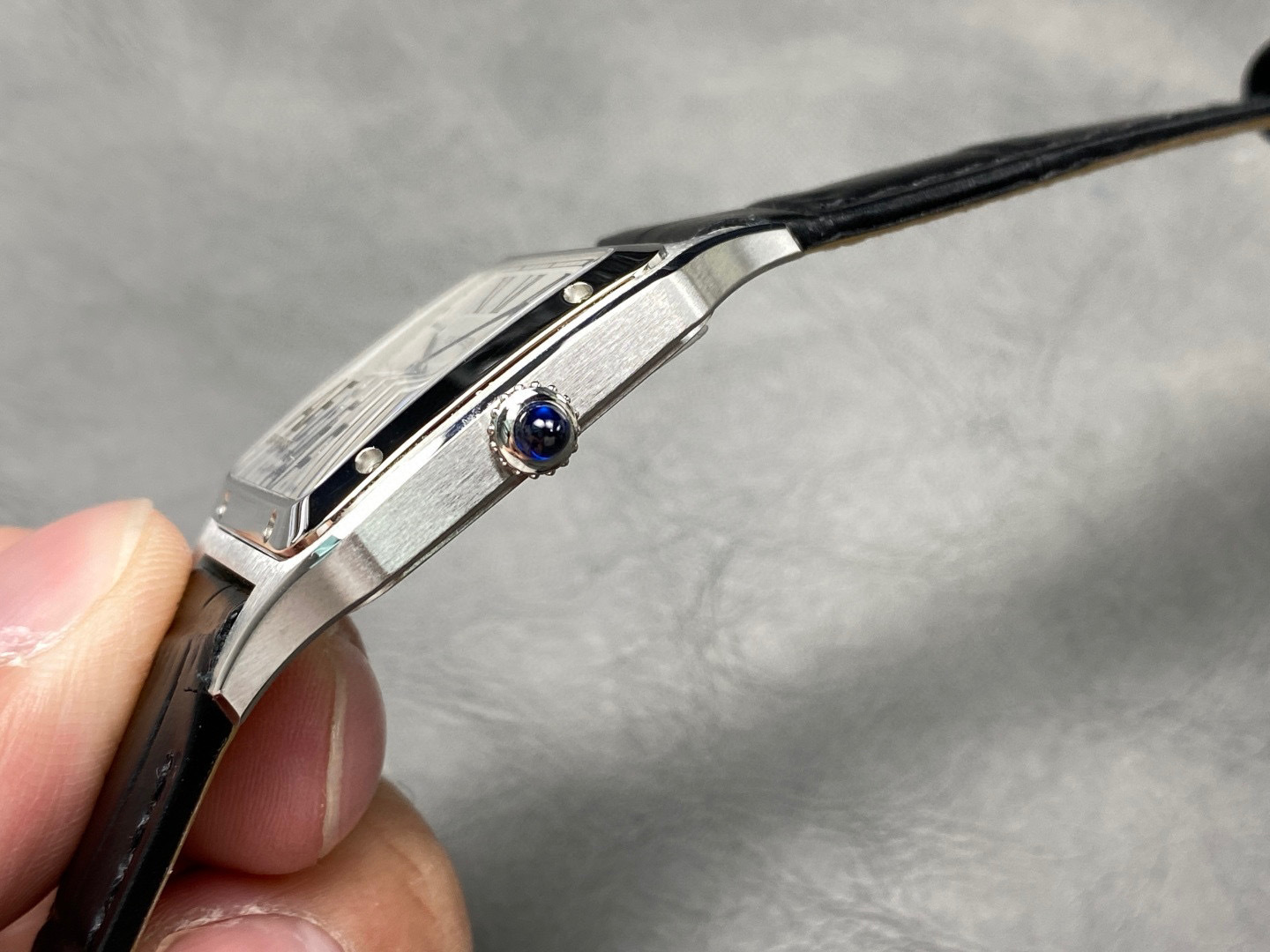 Cartier Focus on big factory goods