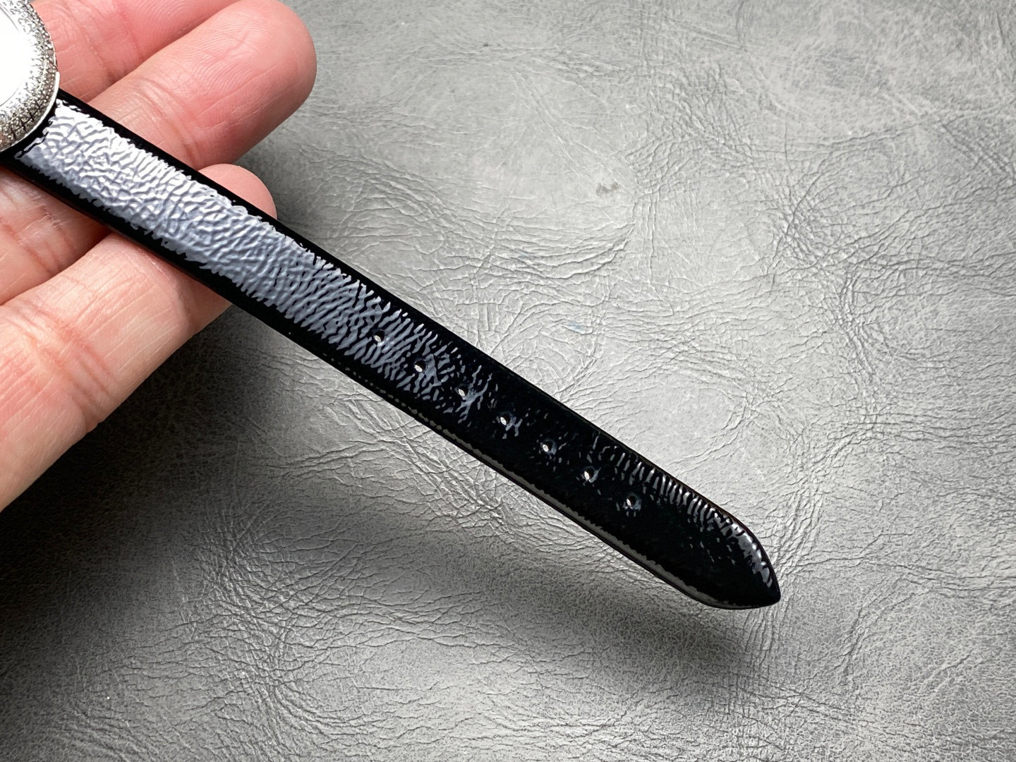 Cartier Focus on big factory goods