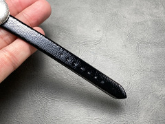 Cartier Focus on big factory goods