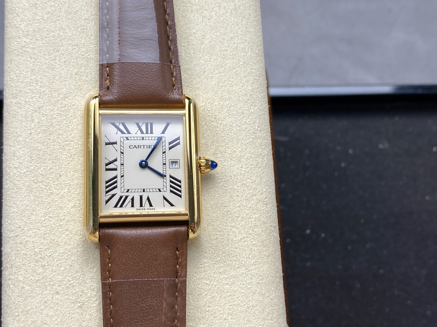 Cartier Focus on big factory goods