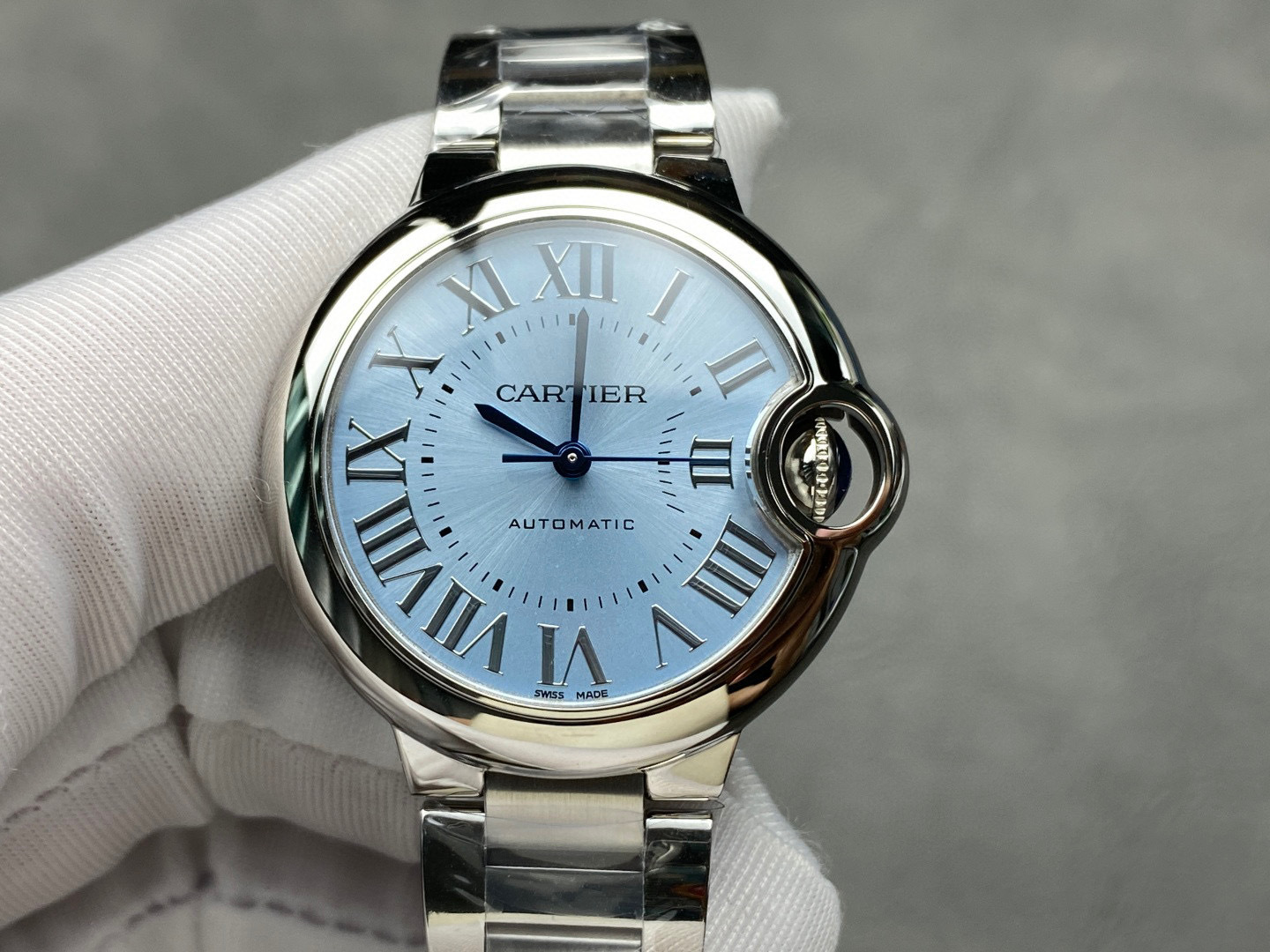 Cartier Focus on big factory goods
