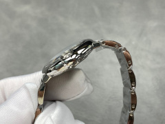 Cartier Focus on big factory goods
