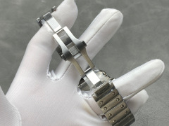 Cartier Focus on big factory goods