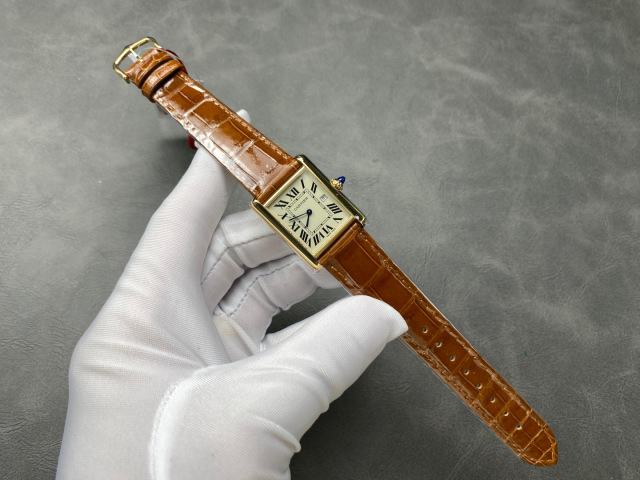 Cartier Focus on big factory goods