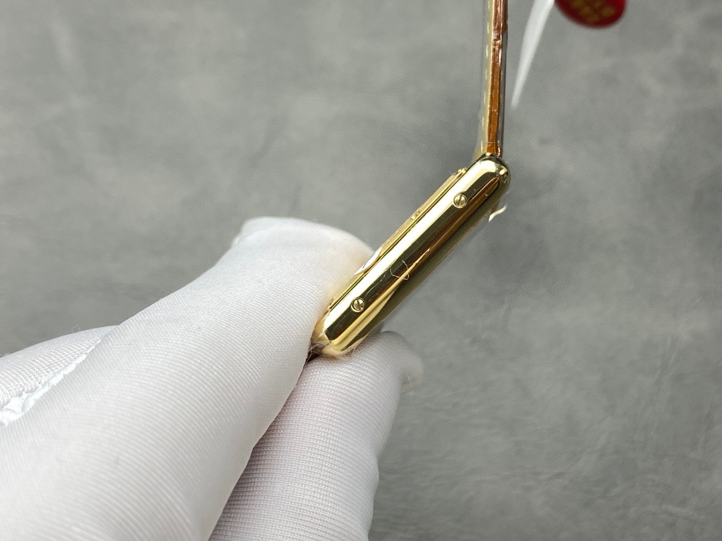 Cartier Focus on big factory goods