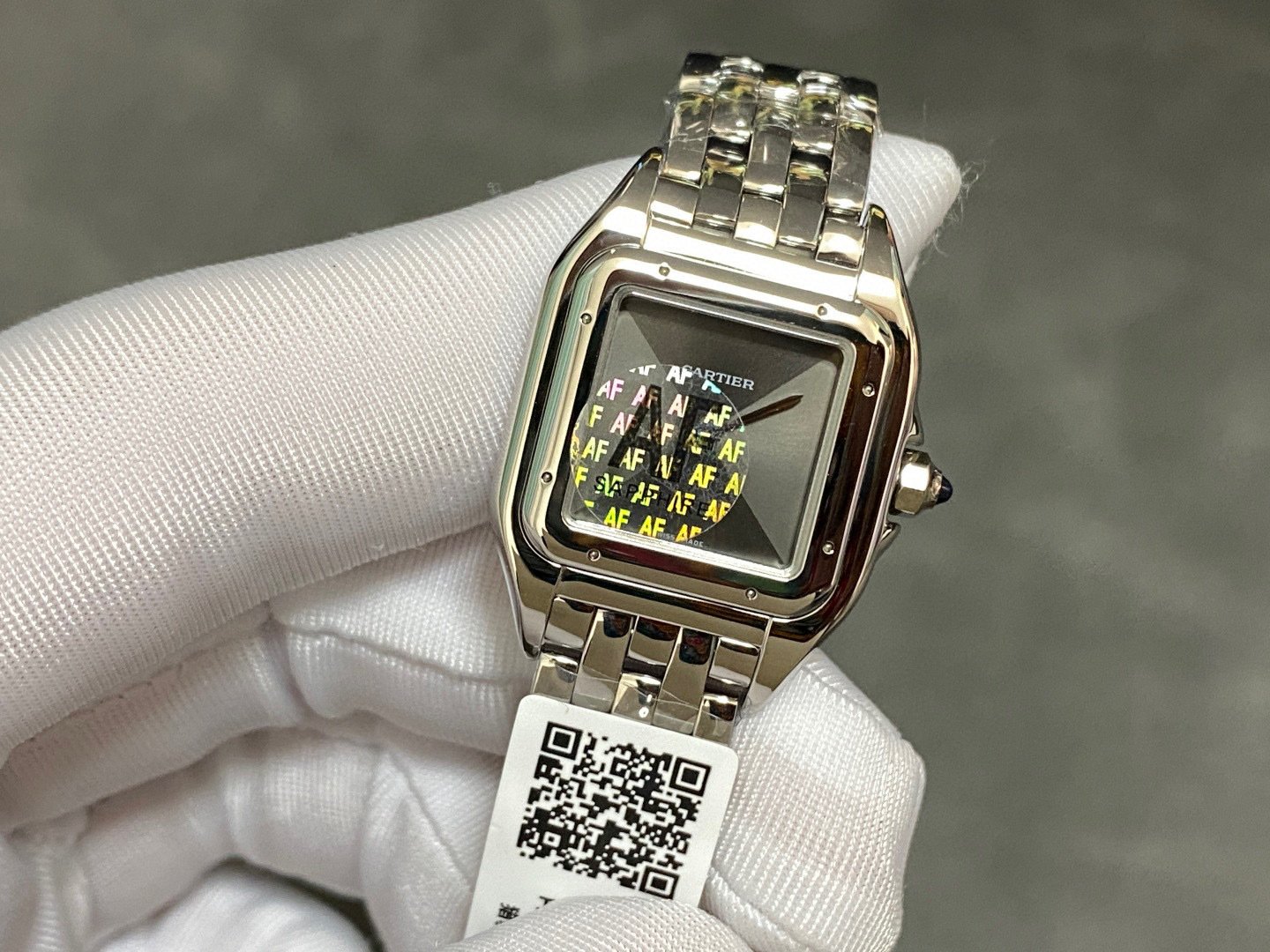 Cartier Focus on big factory goods