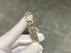 Cartier Focus on big factory goods