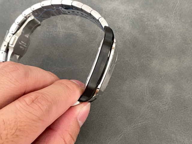 Cartier Focus on big factory goods
