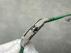 Cartier Focus on big factory goods