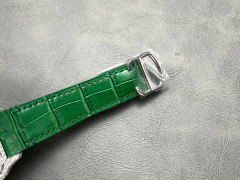 Cartier Focus on big factory goods