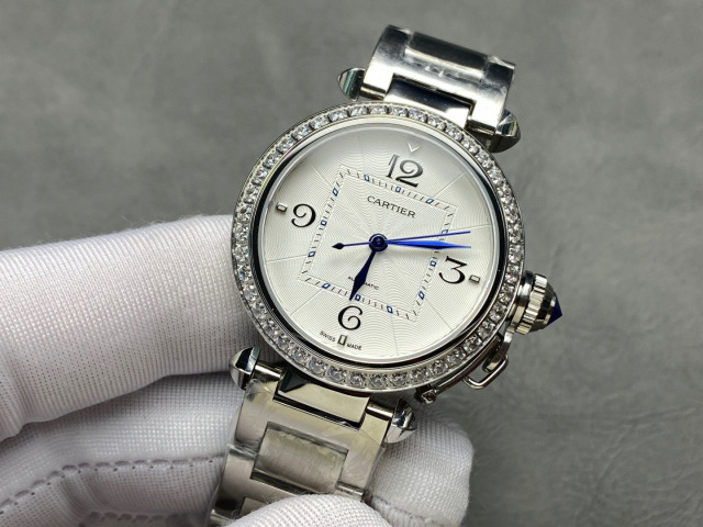 Cartier Focus on big factory goods