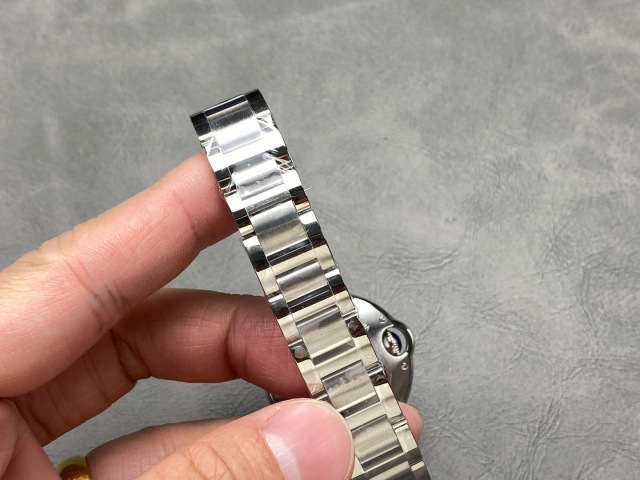 Cartier Focus on big factory goods