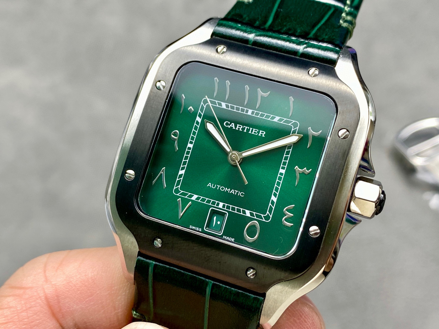 Cartier Focus on big factory goods