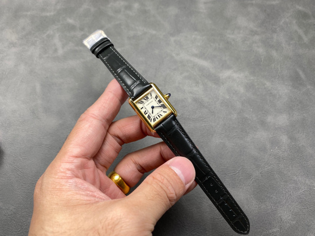 Cartier Focus on big factory goods