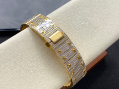 Cartier Focus on big factory goods