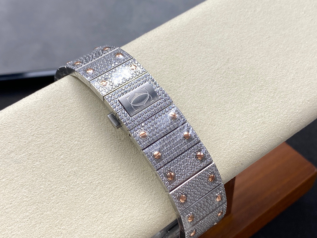 Cartier Focus on big factory goods