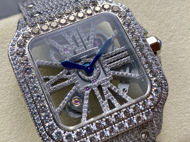 Cartier Focus on big factory goods