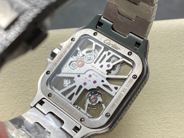Cartier Focus on big factory goods