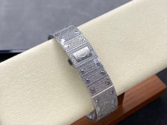 Cartier Focus on big factory goods