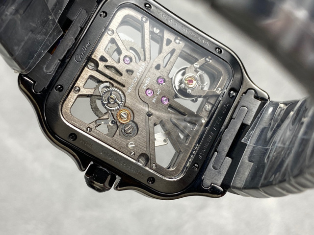 Cartier Focus on big factory goods