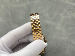 Cartier Focus on big factory goods
