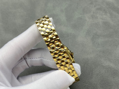 Cartier Focus on big factory goods