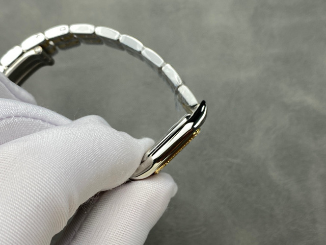 Cartier Focus on big factory goods