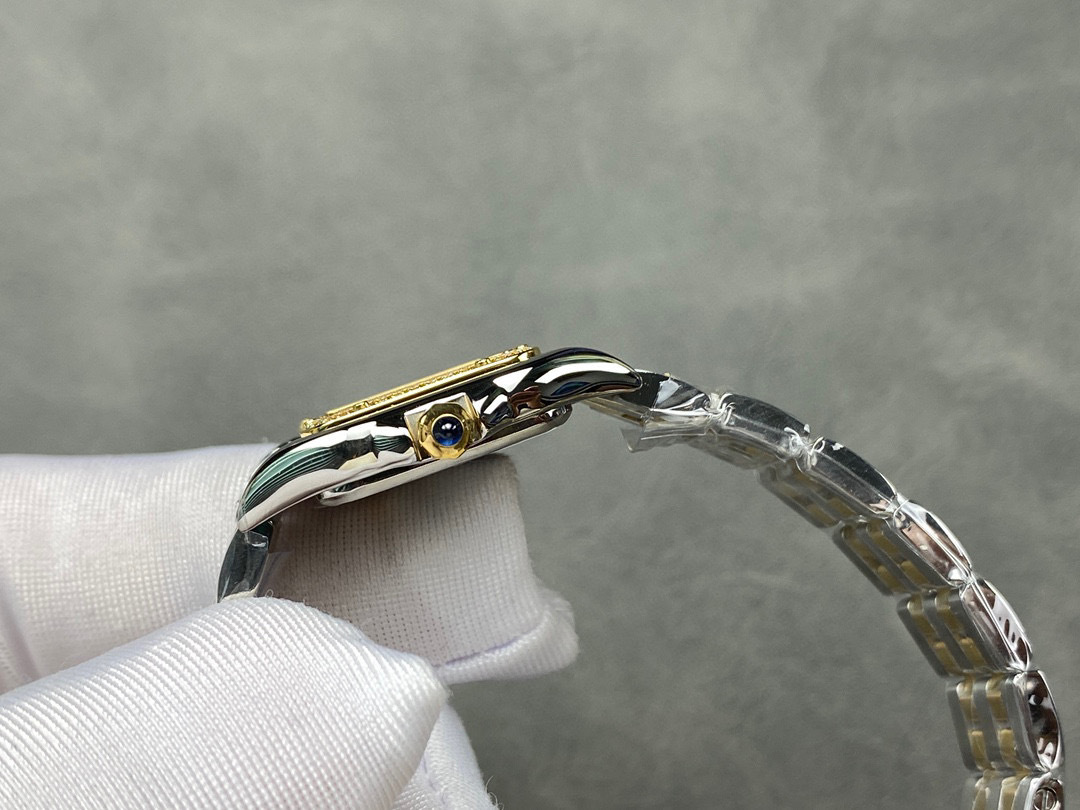 Cartier Focus on big factory goods