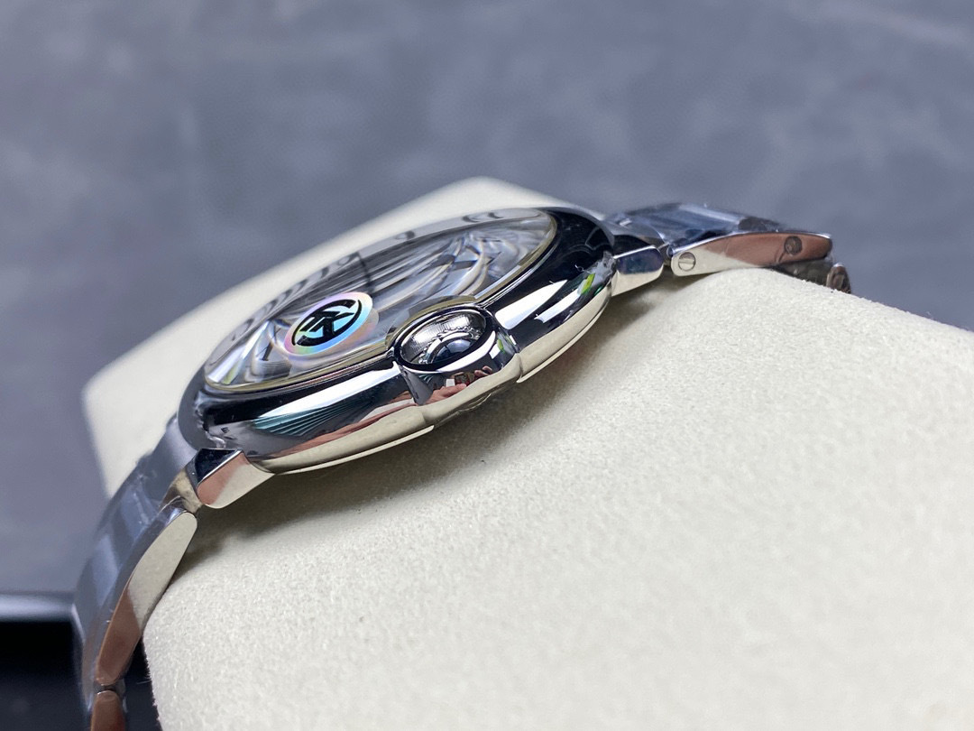 Cartier Focus on big factory goods