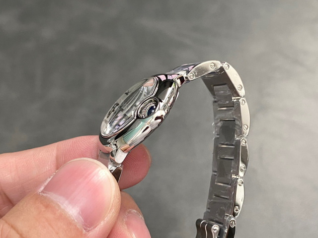 Cartier Focus on big factory goods