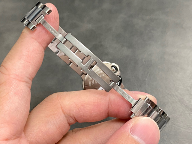 Cartier Focus on big factory goods