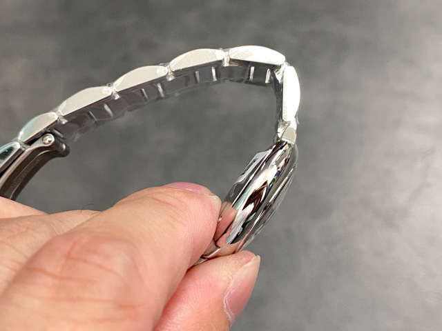 Cartier Focus on big factory goods
