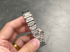 Cartier Focus on big factory goods