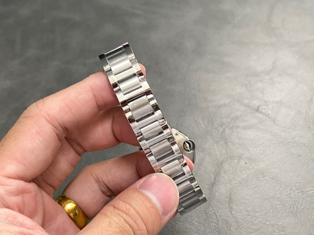 Cartier Focus on big factory goods