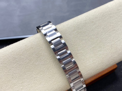Cartier Focus on big factory goods