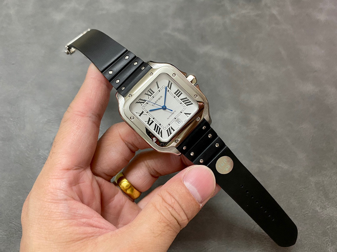 Cartier Focus on big factory goods