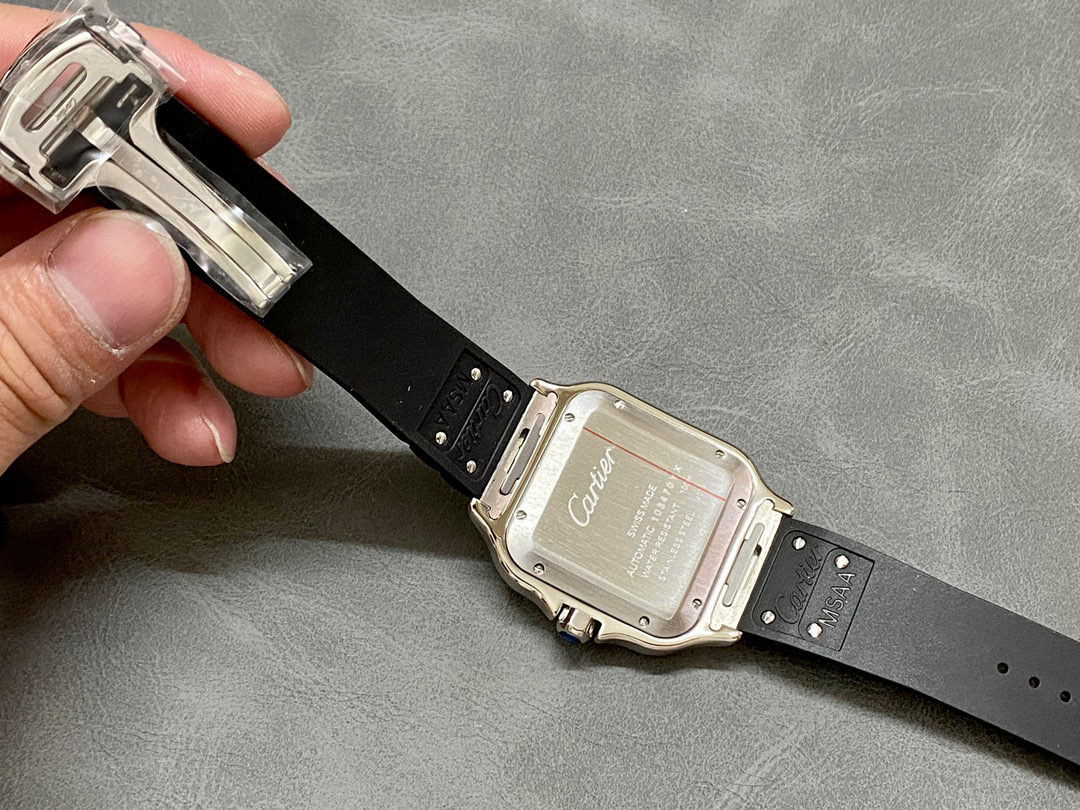 Cartier Focus on big factory goods