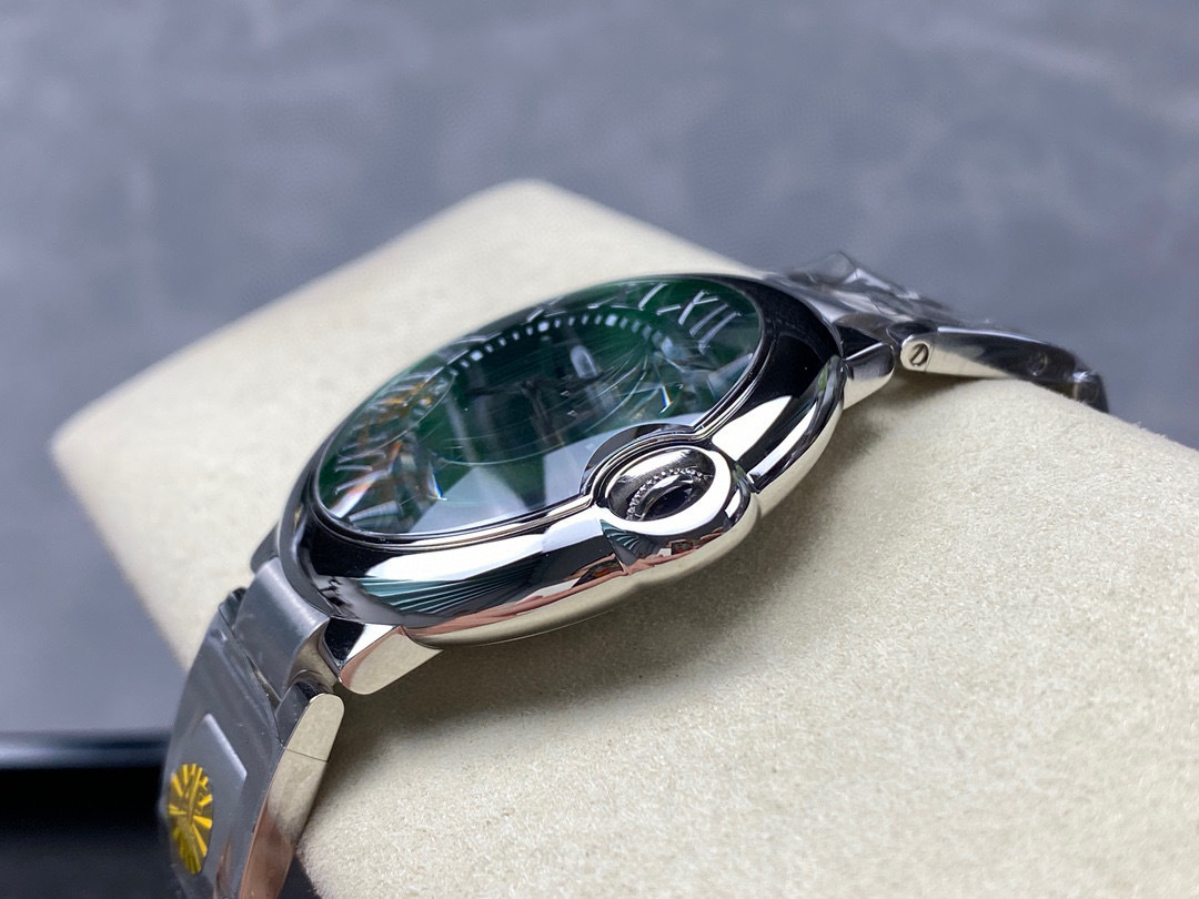 Cartier Focus on big factory goods