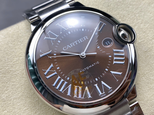 Cartier Fokus pada barangan kilang besar