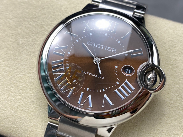 Cartier Fokus pada barangan kilang besar