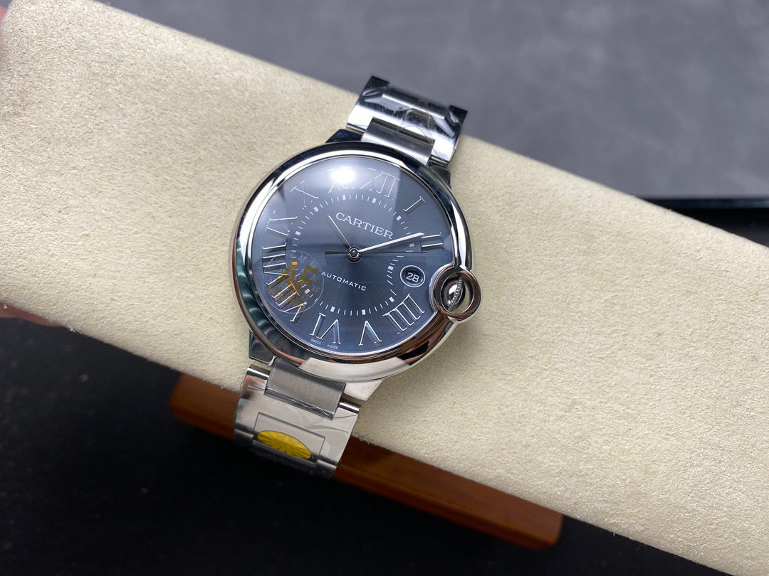 Cartier si concentra sui beni di grandi fabbriche