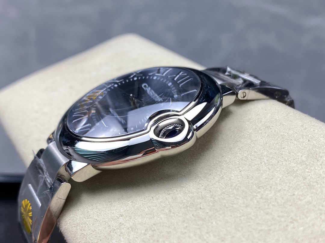 Cartier si concentra sui beni di grandi fabbriche