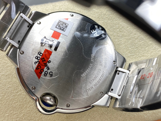 Cartier si concentra sui beni di grandi fabbriche