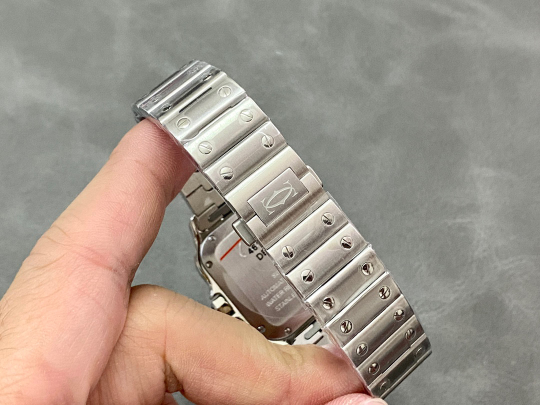 Cartier Focus on big factory goods